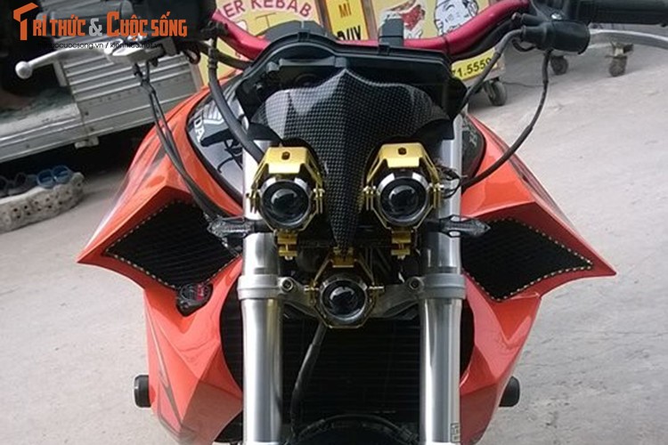 Moto Honda do robot Trasnformer hon 100 trieu o SG-Hinh-3